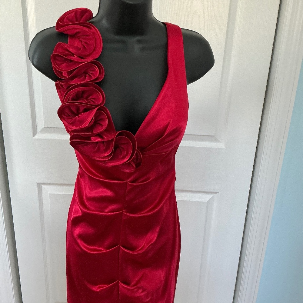 XSCAPE Red cocktail dress SIZE 6 - Picture 2 of 3